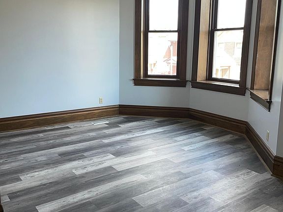 5th image of 3970 Botanical Ave Floor 1