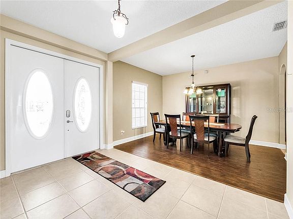 5th image of 23539 Companero Dr