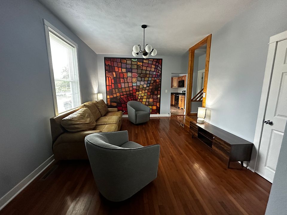 1st image of 801 Osage St