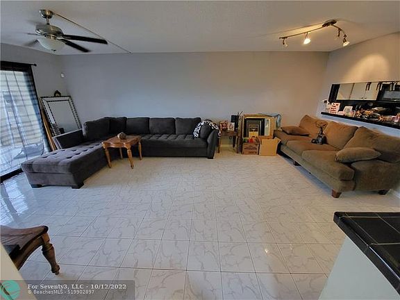 4th image of 2206 S Cypress Bend Dr APT 505