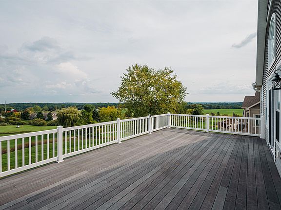 4th image of 2542 W Crown Dr #3