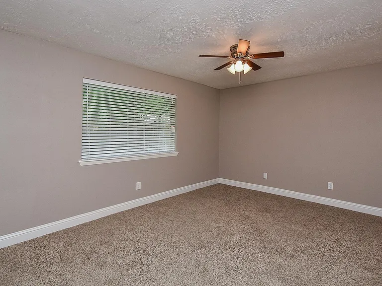 8502 Snowbank Dr — Photo 12