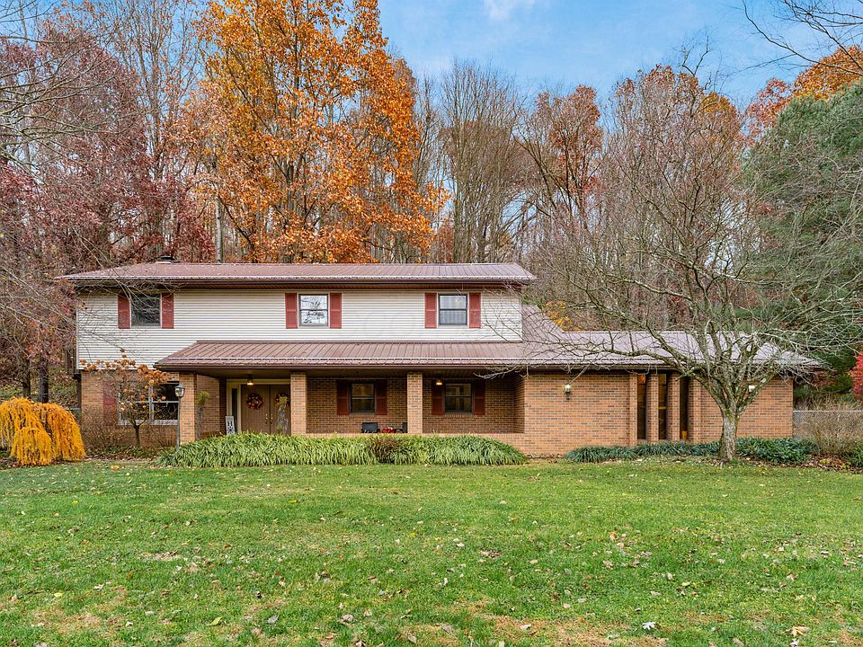 1st image of 11 Hillandale Dr