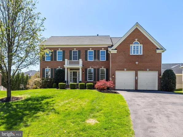 3 Chinkapin Ct, Rockville, MD 20850