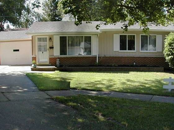 2nd image of 179 Annwood Ct