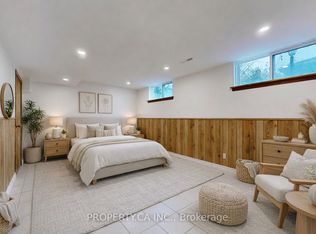 1469 Brentano Blvd, Mississauga, ON L4X1A2