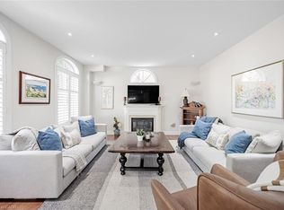 130 Innville Cres, Oakville, ON L6L 0B8