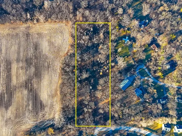 406 Ridge Ave, Crystal Lake, IL 60014