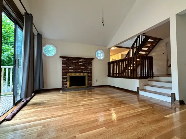 20 Eliot St, Chestnut Hill, MA