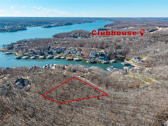 3rd image of 212 Forestridge Ln