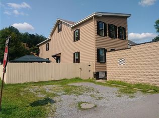 65 Wilson St, Pittsburgh, PA 15223