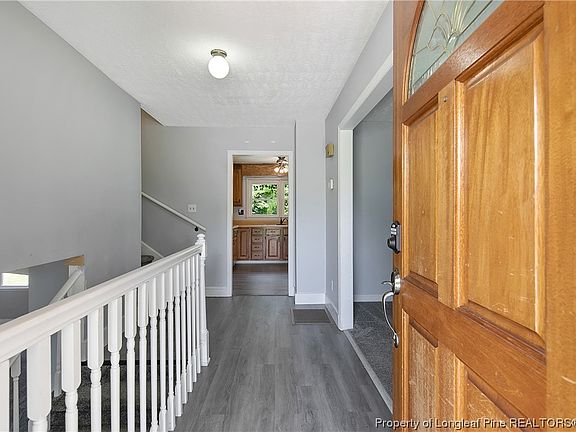 4th image of 5469 Thompson Cir