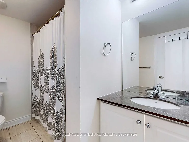 33 Edward Horton Cres — Photo 30