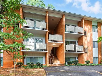 1800 Jefferson Park Ave APT 120, Charlottesville, VA, 22903