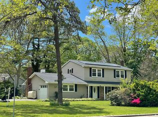 2 Cedar Ave, Coram, NY 11727