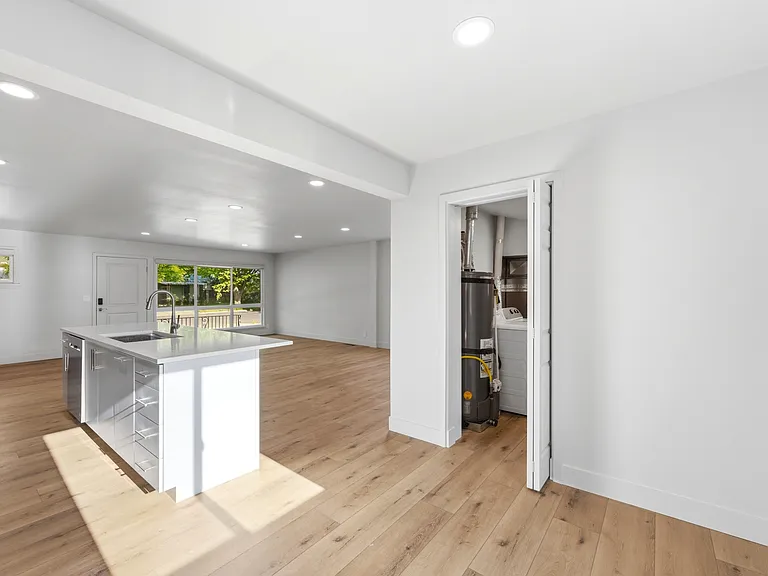 1153 N Buccaneer Dr — Photo 18