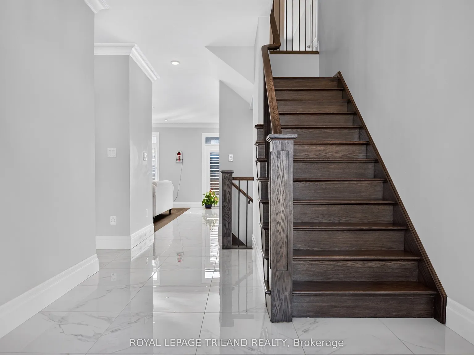 5 bed, $3,950 — Photo 2