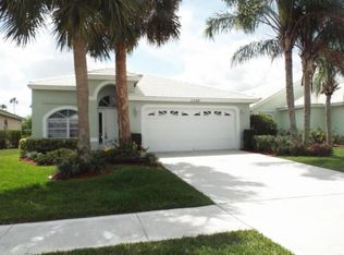 2588 Country Golf Dr, Wellington, FL 33414