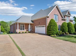 229 Stoners Glen Ct, Hermitage, TN 37076
