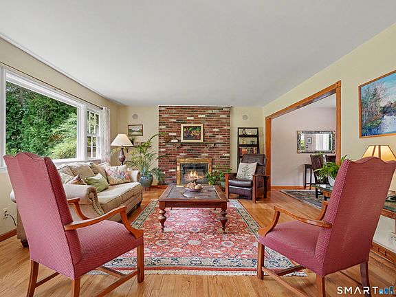 5th image of 45 Hemlock Drive