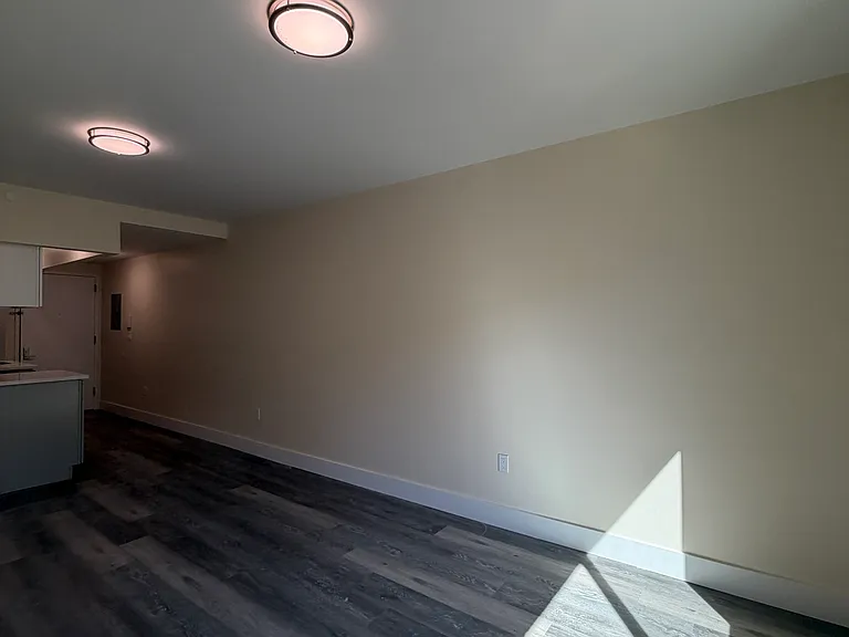 2512 Bronx Park E #A — Photo 16