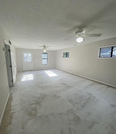 2nd image of 688 Lawnwood Cv
