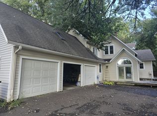 2720 Noel Dr, Little Canada, MN 55117