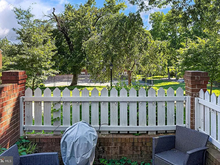2711 S Walter Reed Dr #A — Photo 26