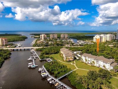 320 Horse Creek Dr APT 203, Naples, FL, 34110