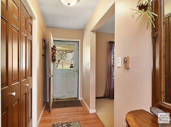 4th image of 8S905 Oaken Dr