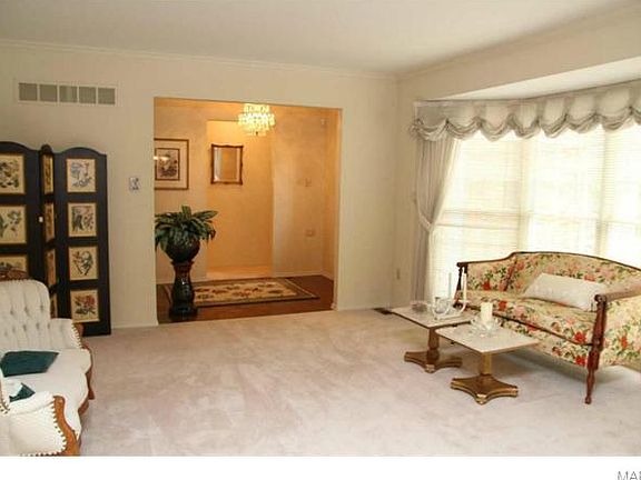 3rd image of 4990 Southridge Park Dr