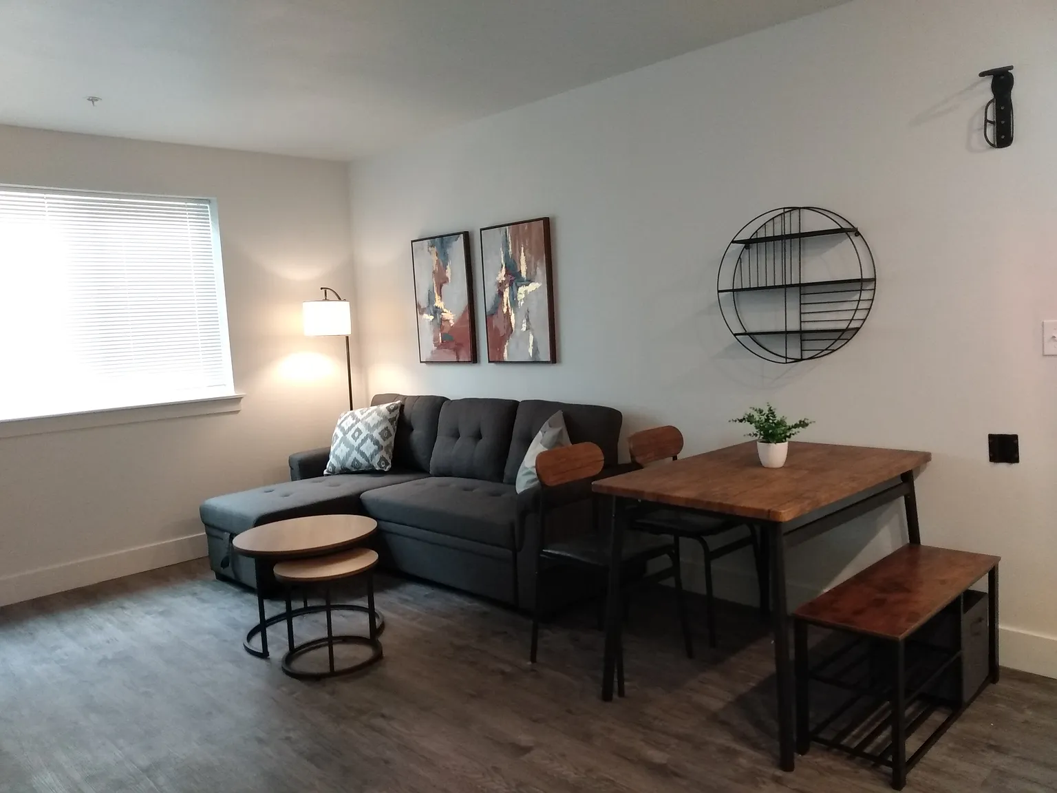 1 bed, 410 sqft, $1,295 — Photo 4