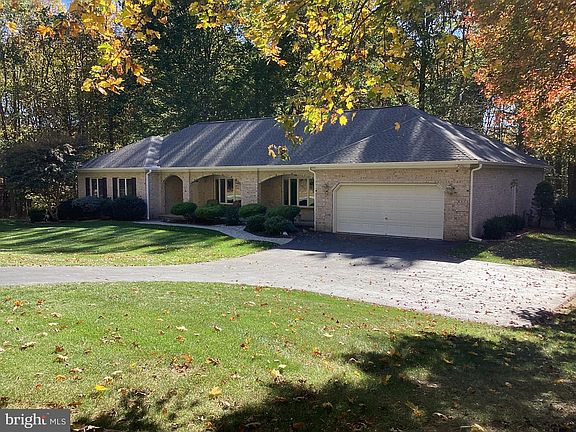 2nd image of 614 Cedarday Dr