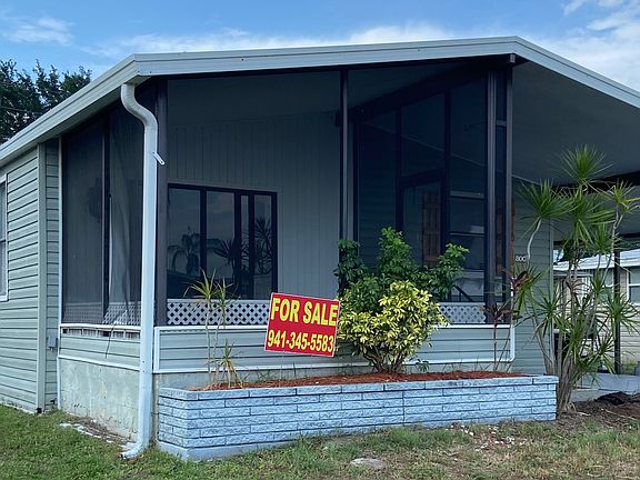 3rd image of 8004 Buena Vista Dr N