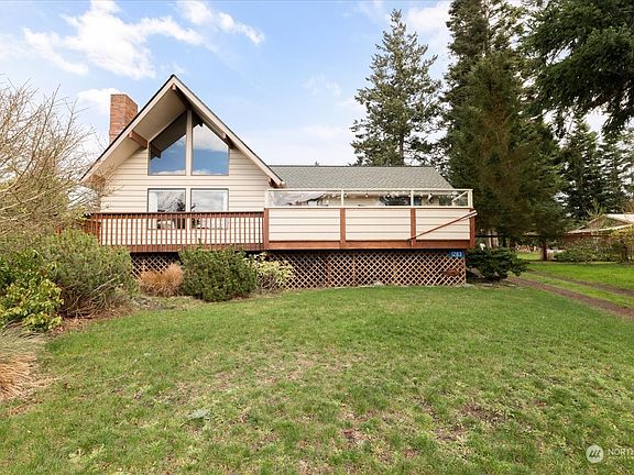 2nd image of 1283 Farragut Drive
