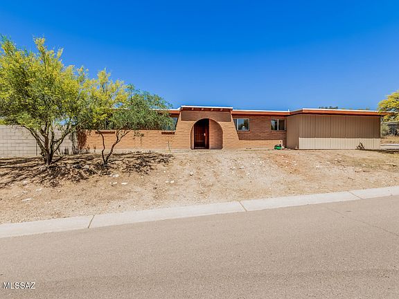 2nd image of 7401 N Bradley Pl