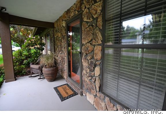 2nd image of 203 Debra Dr