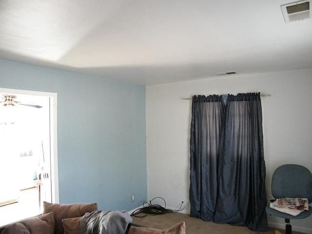 1st image of 9208 Woodland Ave NE
