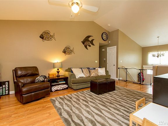 3rd image of 7610 154th St E