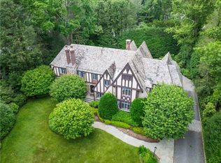 39 Hampton Rd, Scarsdale, NY 10583