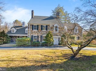 371 Thornbrook Ave, Bryn Mawr, PA 19010