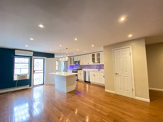 Rented by Kaden Realty | media 5