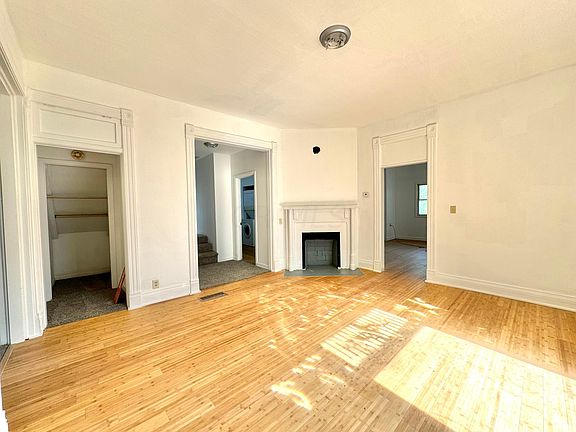 5th image of 528 E Church St