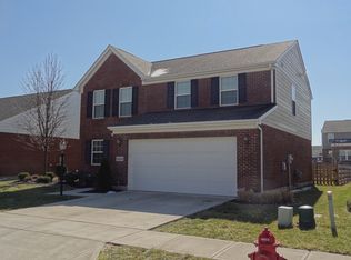 1629 N Wood Creek Dr, Centerville, OH 45458