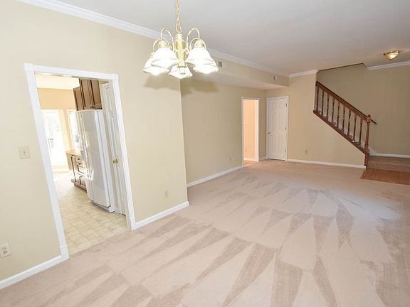 4th image of 6607 Danbrooke Park Dr