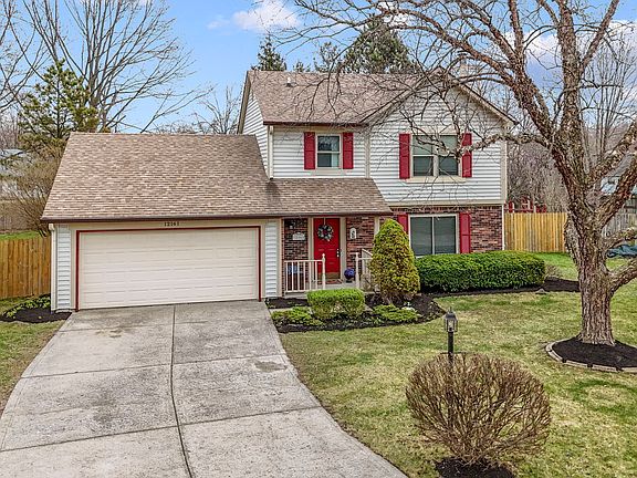 2nd image of 12161 Pebblebrooke Ct