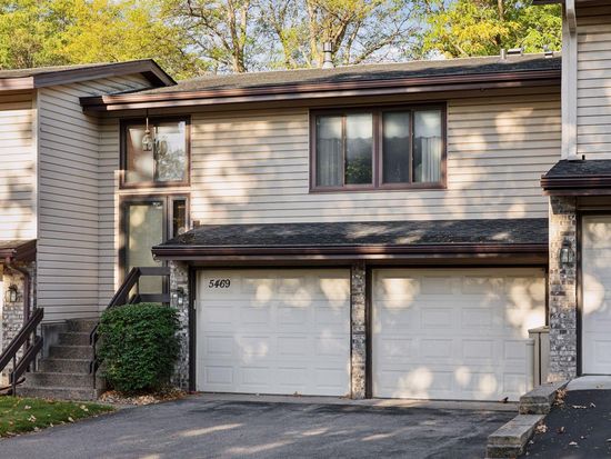 5469 Hyland Courts Dr, Bloomington, MN 55437
