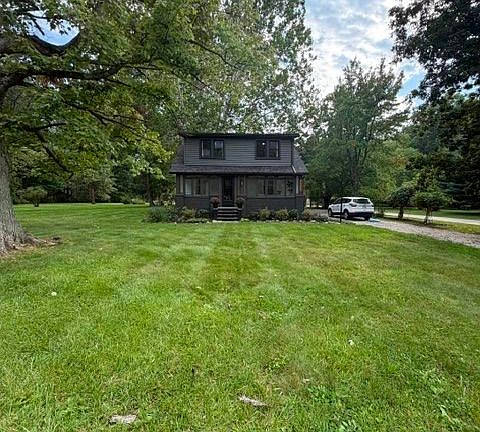 2nd image of 5366 Barton Rd