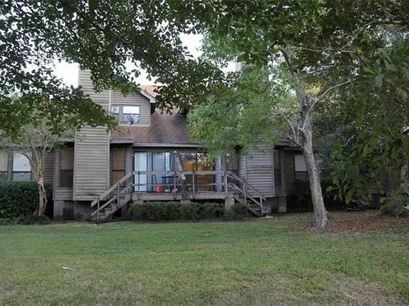 96 Chamale Cv, Slidell, LA 70460