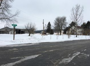 13812 Point Creek Rd, Newton, WI 53063